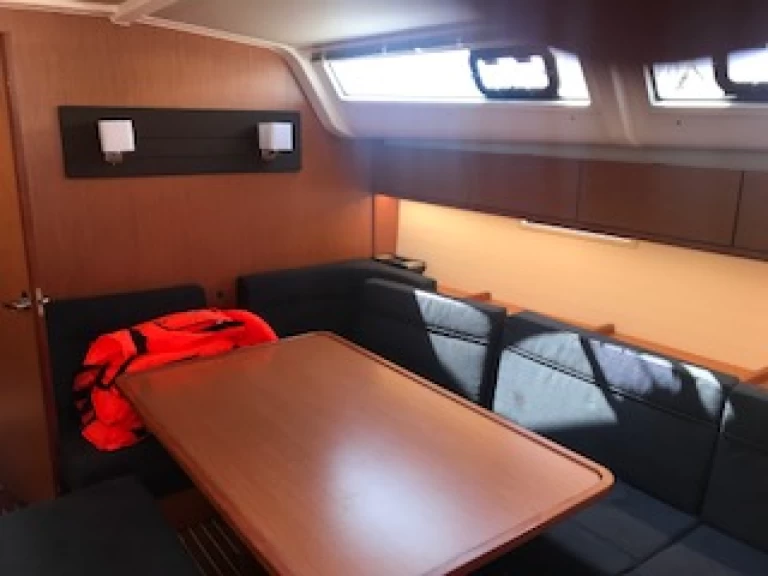 Hire Sailboat with or without skipper Bavaria Sukošan