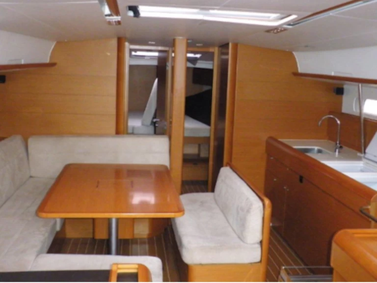 Hire Sailboat with or without skipper Jeanneau Sukošan