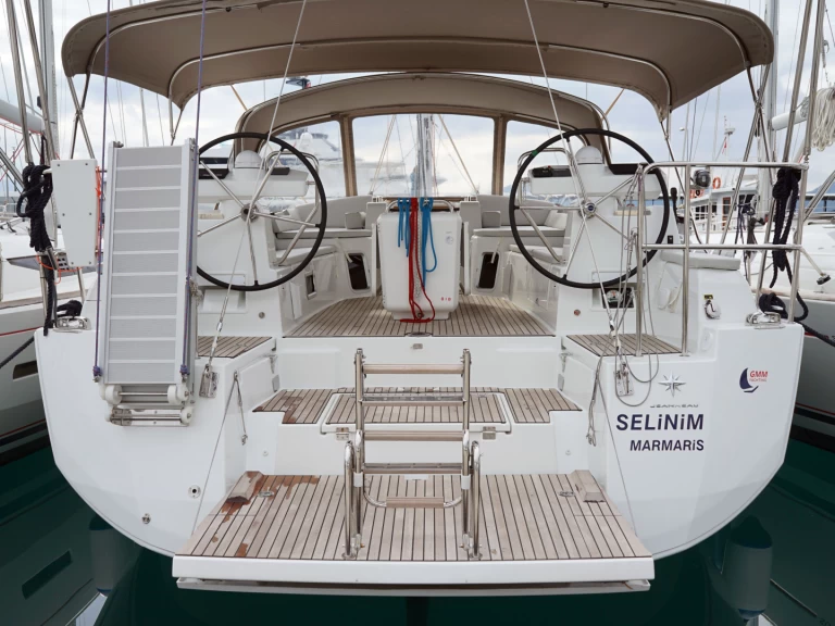 Sailboat to hire Marmaris at the best price