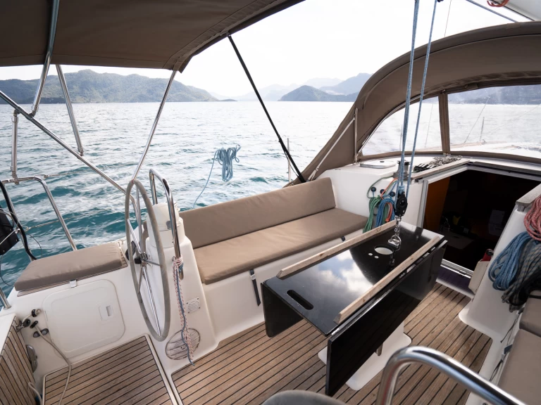 Yacht hire Marmaris cheap Dufour 335 Grand Large