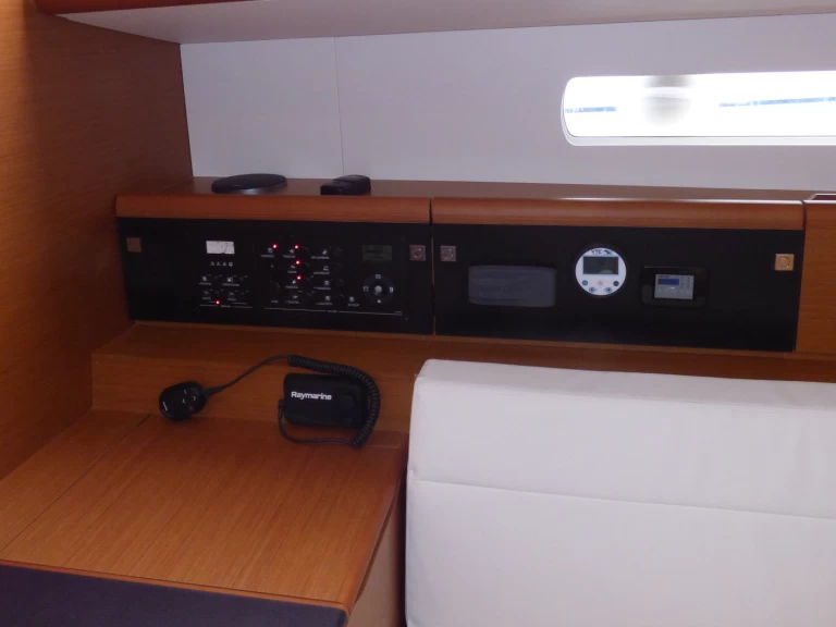 Jeanneau Sun Odyssey 519 charter bareboat or skippered in  Kaštel Gomilica