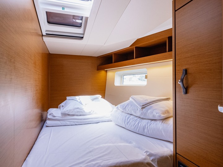 Yacht charter Kaštel Gomilica - Jeanneau Jeanneau 54 on SamBoat