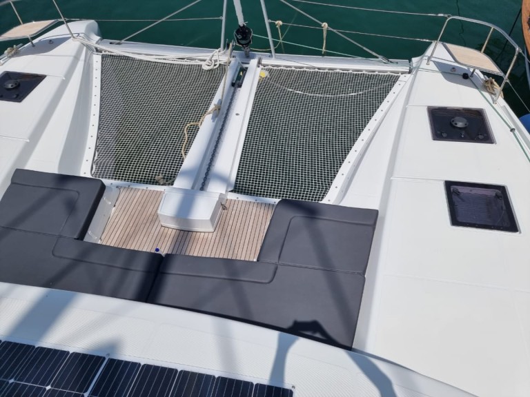 Charter a Lagoon Lagoon 50 in Lefkáda on Samboat