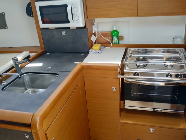 Yacht hire Drage cheap Sun Odyssey 349