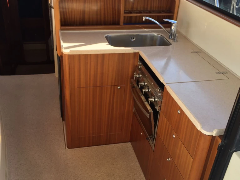 Hire a Sas Vektor ADRIANA 44 Zadar