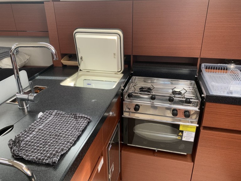 Hire Sailboat with or without skipper Hanse Lávrio