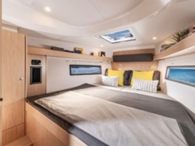 Sailboat to hire Primošten at the best price