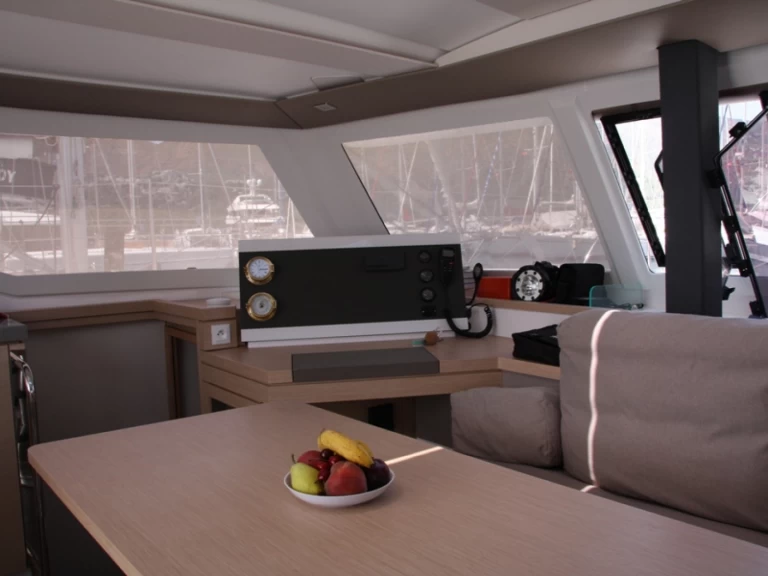 Catamaran hire in Marmaris - Fountaine Pajot Lucia 40