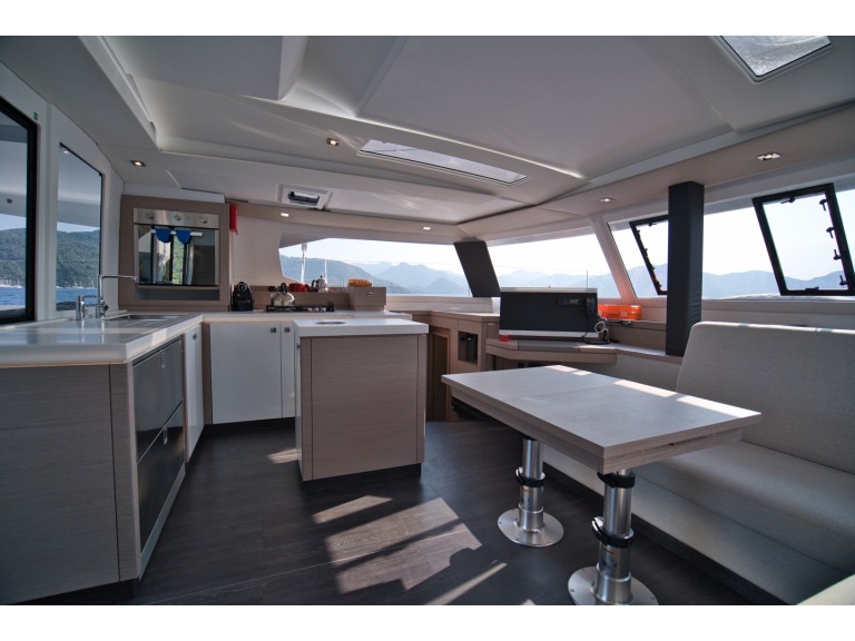 Catamaran hire in Marmaris - Fountaine Pajot Saona 47