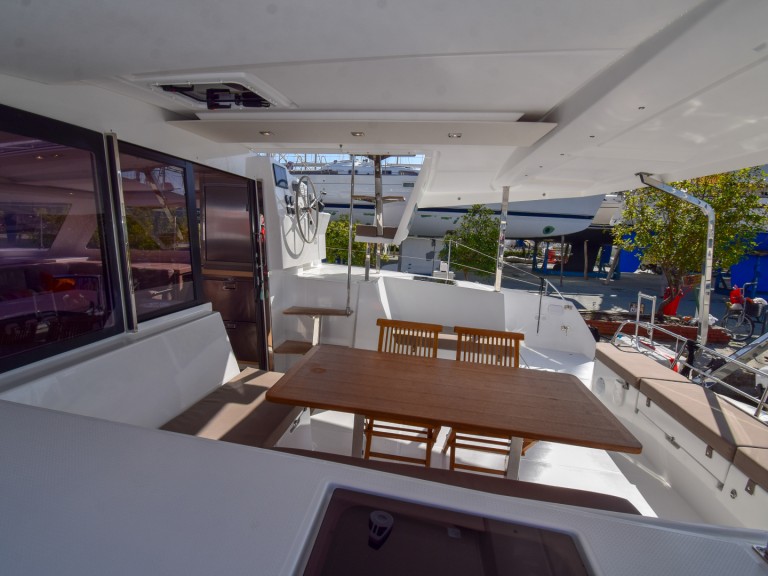 Yacht hire Marmaris cheap Lucia 40