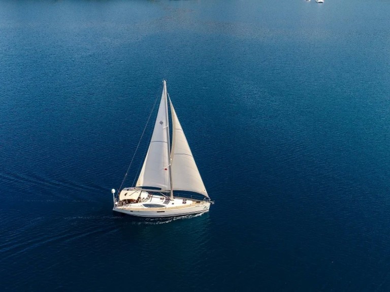 Hire Sailboat with or without skipper Jeanneau Marmaris