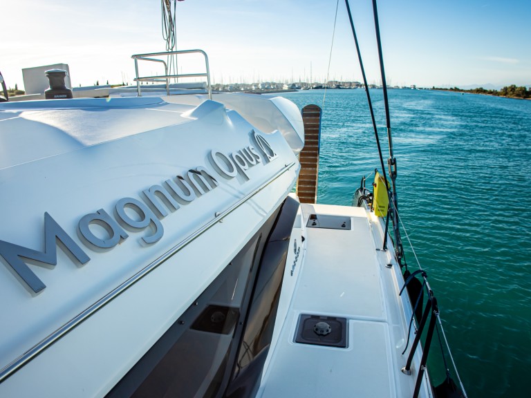 Charter a Lagoon Lagoon 50 in Préveza on Samboat