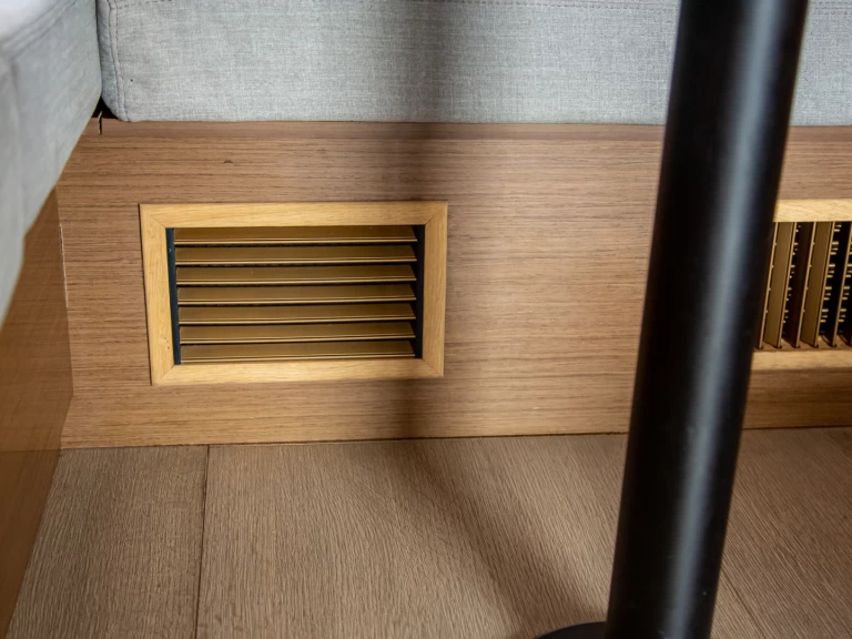 Hire Catamaran Lagoon with a boat licence