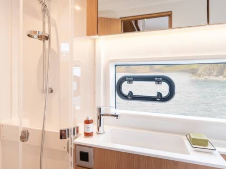 Catamaran to hire Golfo Aranci at the best price