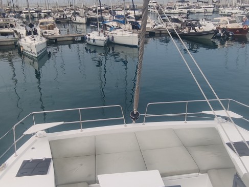 Hire Catamaran Bali with a boat licence