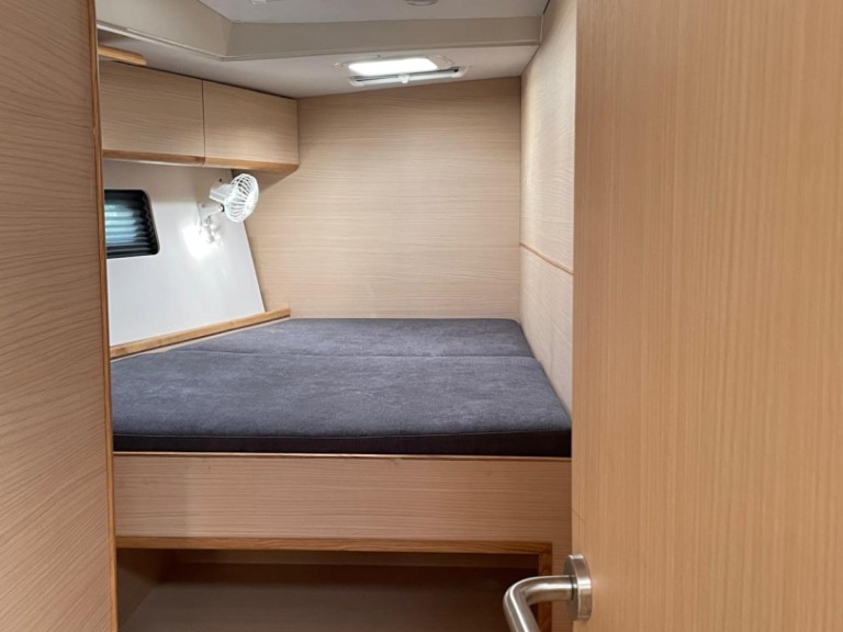 Hire Sailboat with or without skipper D&D Yacht Salerno