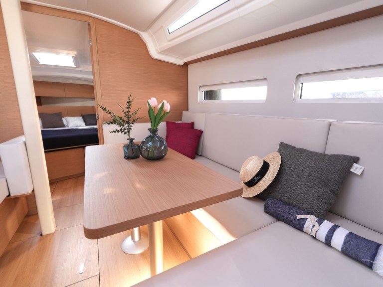 Hire a Jeanneau Sun Odyssey 410 Salerno