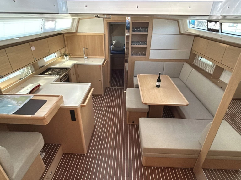 Sailboat hire in Palma de Mallorca - Bavaria Bavaria C46