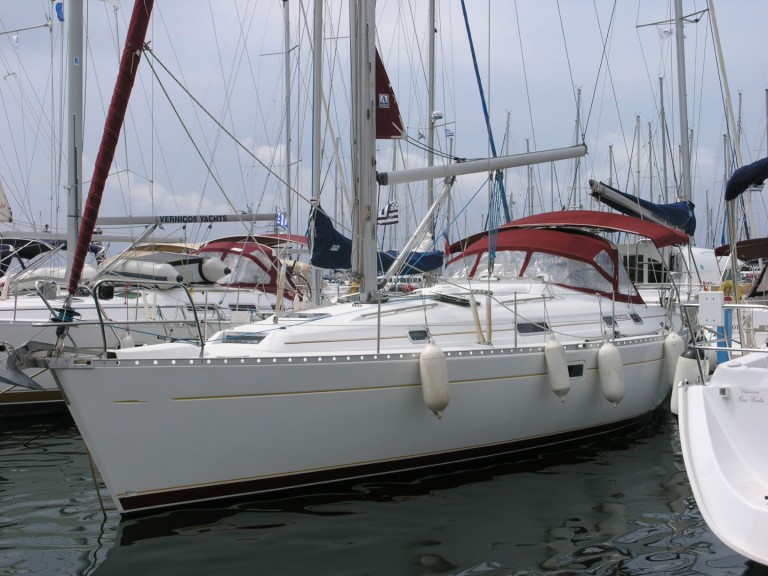 Hire Sailboat with or without skipper Bénéteau Lefkáda