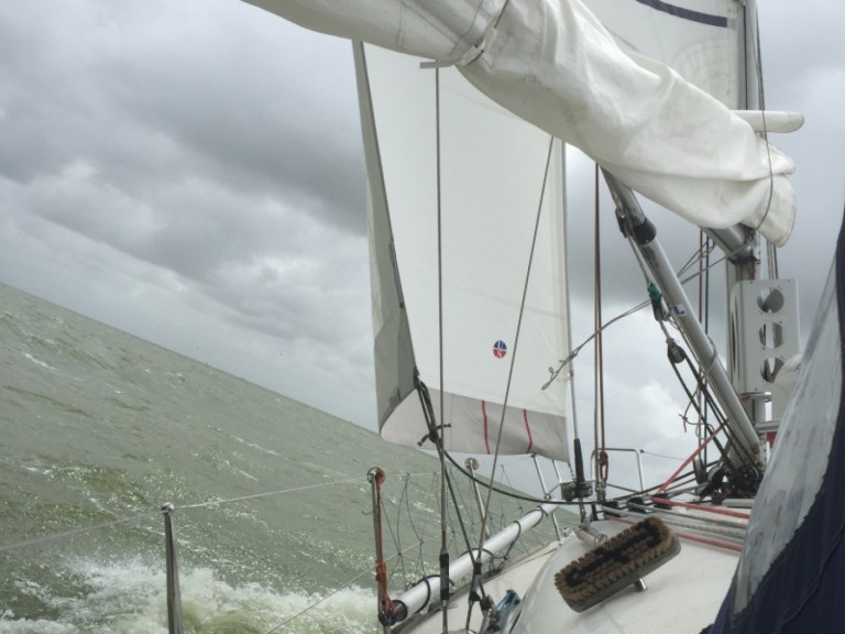 Sailboat hire in Yerseke - Bénéteau Beneteau First 36.7