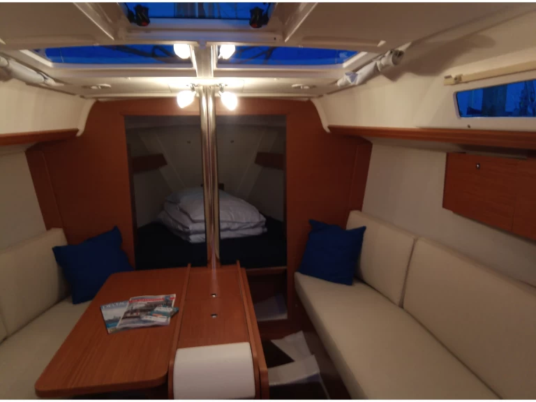 Yacht hire Yerseke cheap Dufour 310 Grand Large