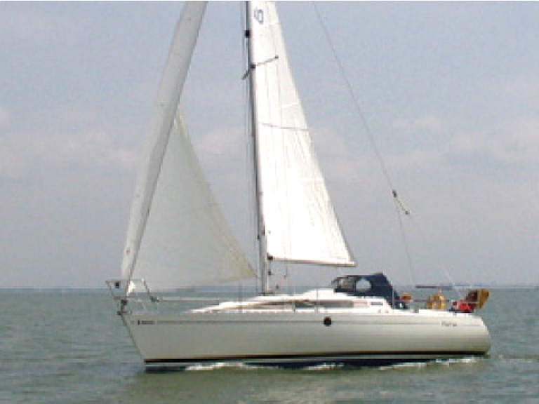 Hire Sailboat with or without skipper Bénéteau Yerseke