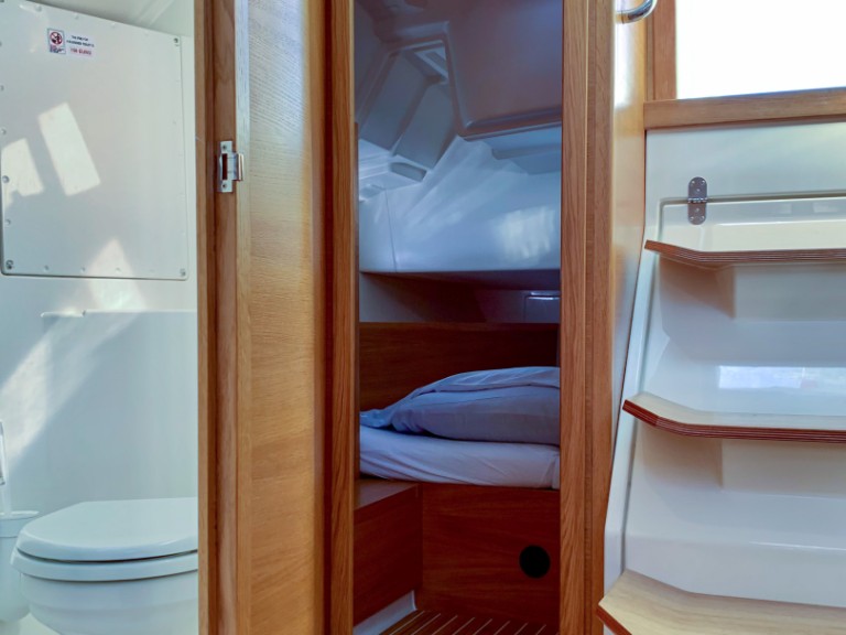 Yacht hire Yerseke cheap Salona 380