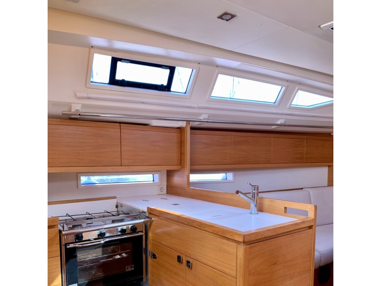 Sailboat hire in Yerseke - Salona Salona 380