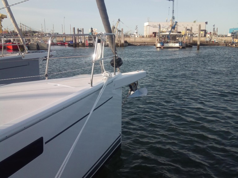 Sailboat to hire Yerseke at the best price