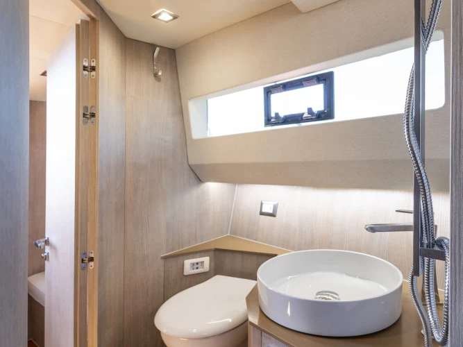 Charter a  Libeccio 11 Cabin in Novi Vinodolski on Samboat