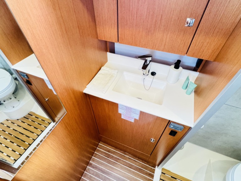 Hire Sailboat with or without skipper Bavaria Novi Vinodolski