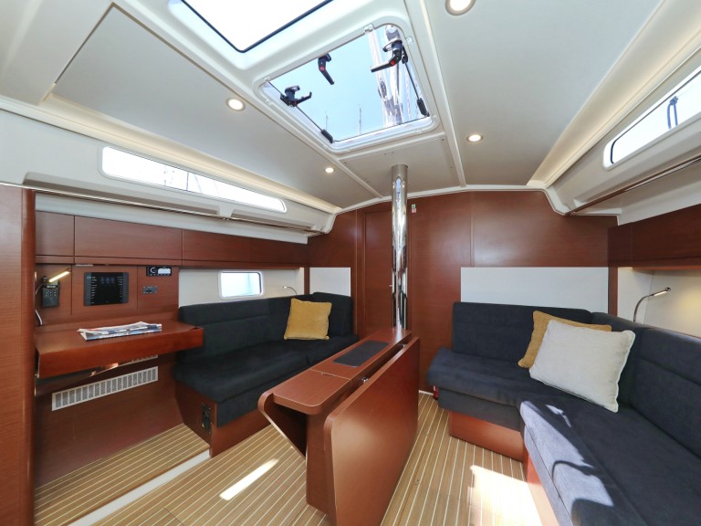 Hire Sailboat Hanse with a boat licence