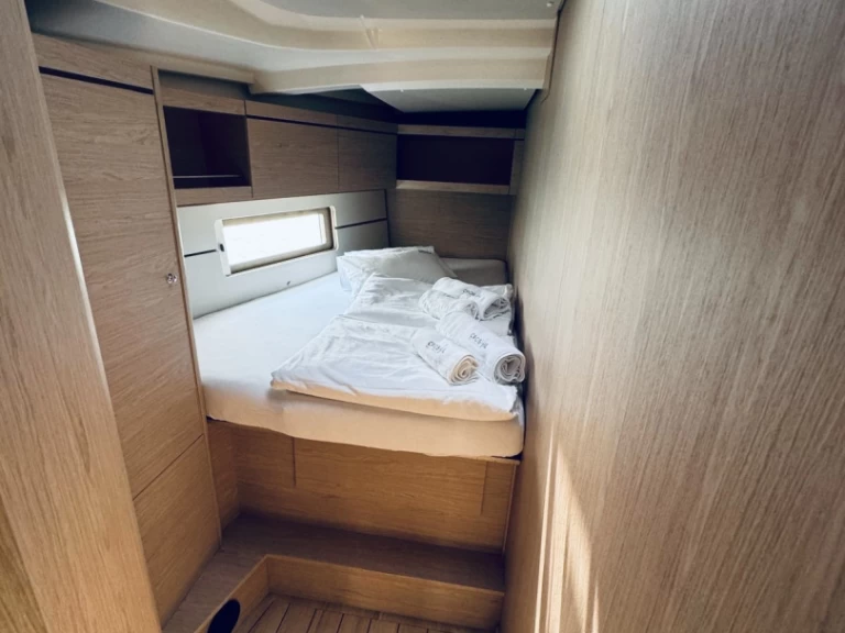 Yacht hire Novi Vinodolski cheap Oceanis 46.1