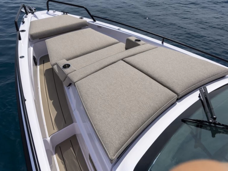 Hire a Axopar Axopar 37 Mediteranna Kalo Livadi