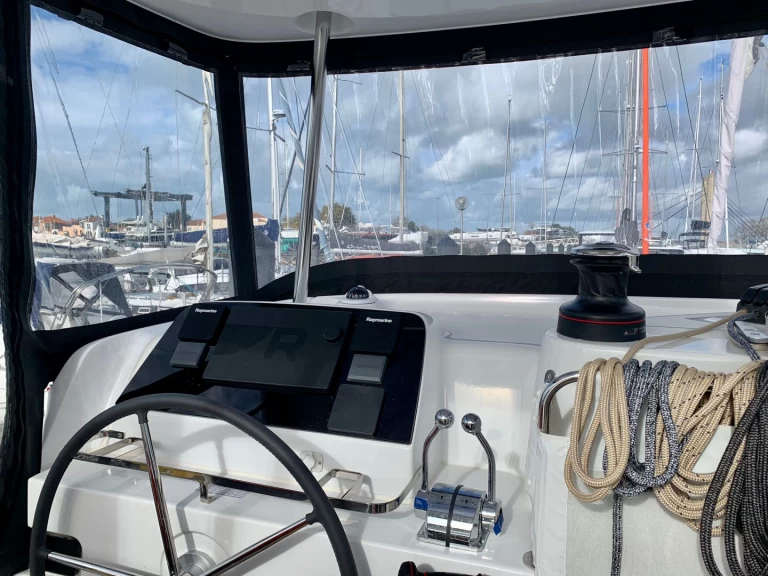 Hire Catamaran with or without skipper Lagoon Palma de Mallorca
