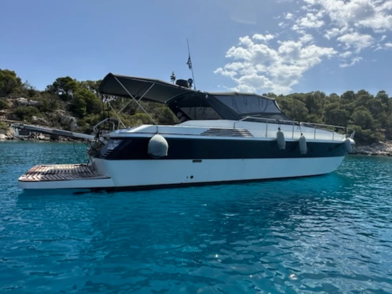 Motorboat hire in Préveza - Pershing Pershing 45