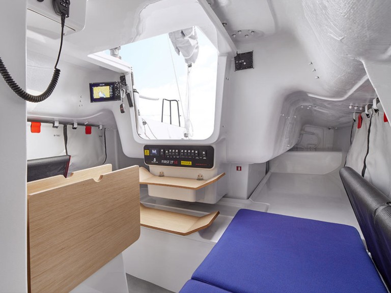 Hire Sailboat Seascape with a boat licence