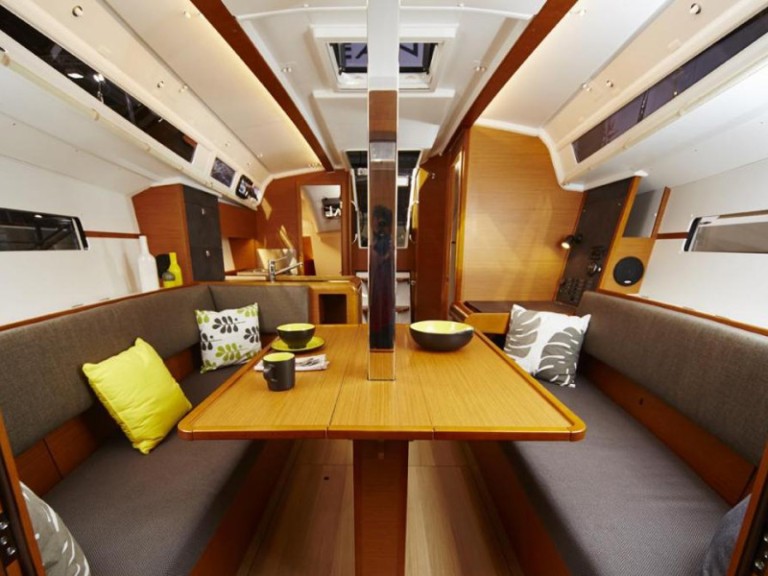 Yacht charter Lefkáda - Jeanneau Sun Odyssey 349 on SamBoat