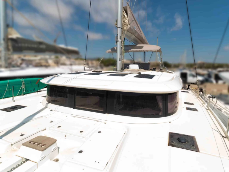 Yacht hire Le Marin cheap Lagoon 46