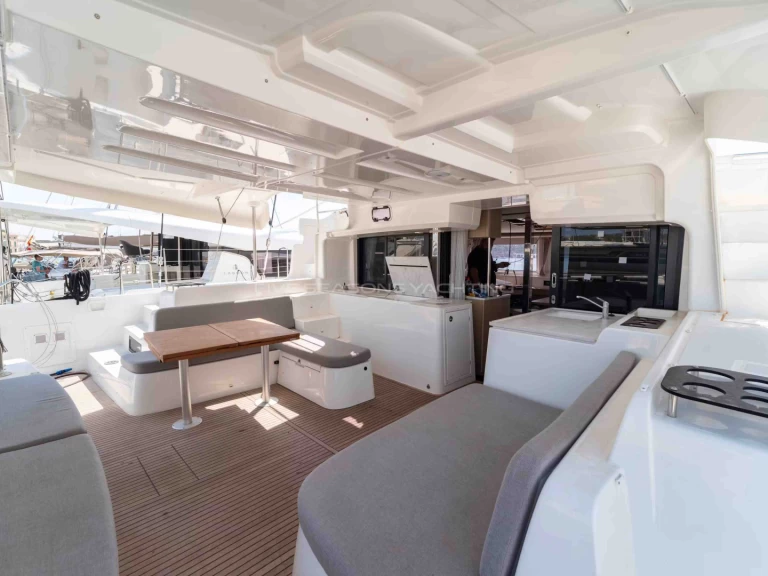 Charter a Lagoon Lagoon 46 in Le Marin on Samboat