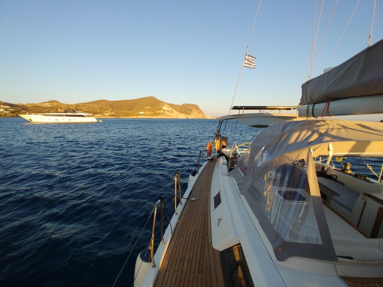 Yacht charter Salamina - Hanse Hanse 540 E on SamBoat