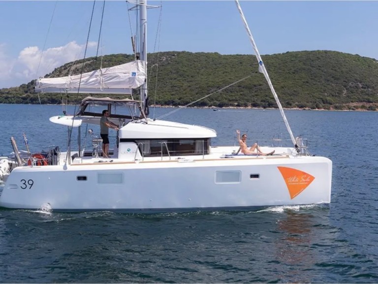 Lagoon Lagoon 39 charter bareboat or skippered in  Préveza