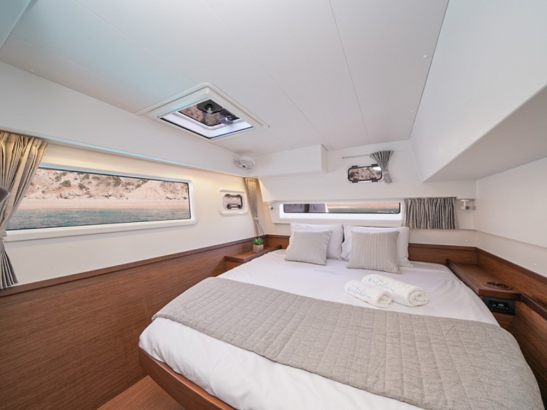 Lagoon Lagoon 42 charter bareboat or skippered in  Préveza