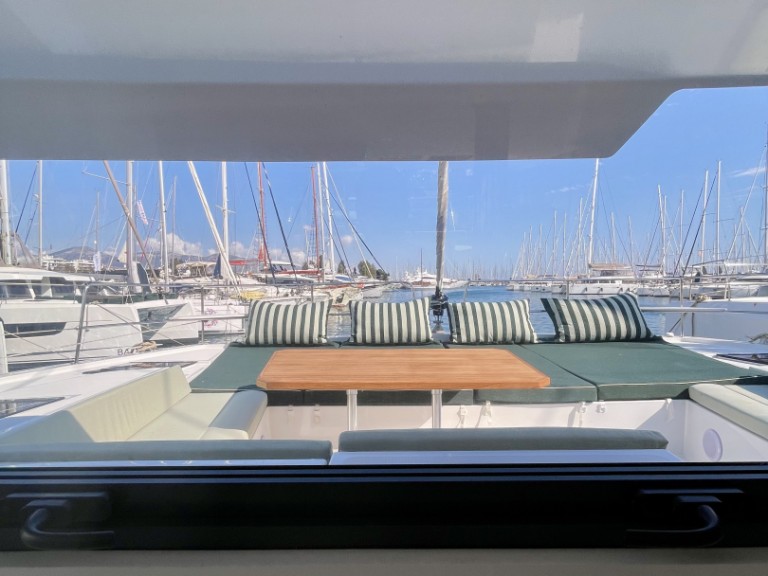 Bali Bali 4.6 charter bareboat or skippered in  Alimos