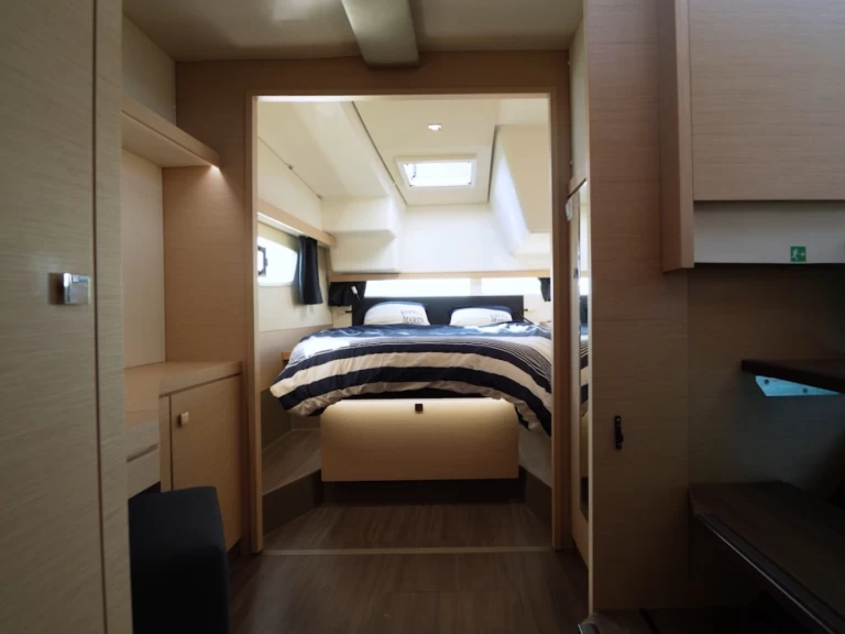 Hire Catamaran with or without skipper Fountaine Pajot Missolonghi