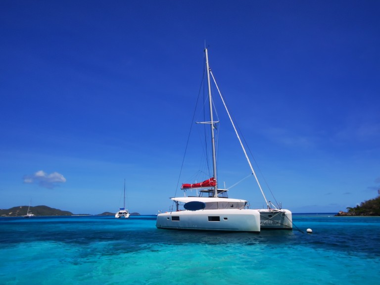 Hire Catamaran with or without skipper Lagoon Ribishi