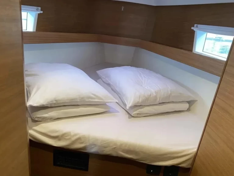 Charter a Elan Impression 45.1 in Šibenik on Samboat