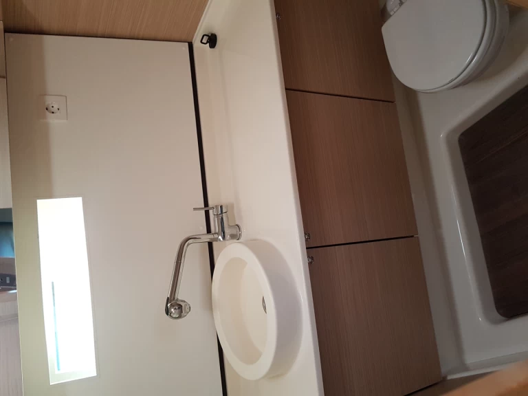 Sailboat to hire Punat at the best price