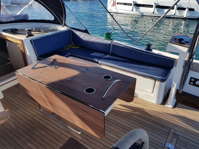 Yacht charter Punat - D&D Yacht D&D Kufner 54 (AC+Gen+Solar) on SamBoat