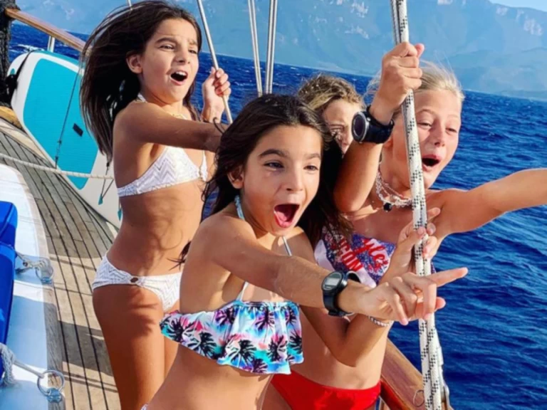 Hire a  Gulet Kavanca Bodrum